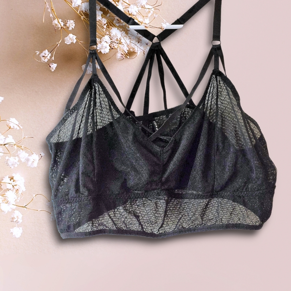 Torrid Black Mesh Sleepwear Bralette   Sheer Dark Romantic Sz 4